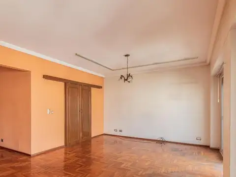 Departamento en Venta con 2 cocheras