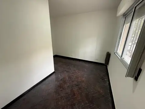 Depto Tipo Casa en Alquiler en Villa Lynch, $ 500.000