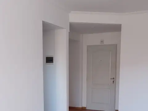 Departamento en Alquiler en Villa Pueyrredon, $ 700.000