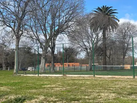 82 entre 127 y 128 , Piso 0