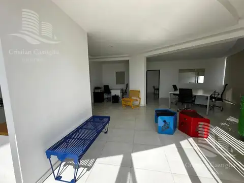 Oficina 3 ambientes con 1 baño