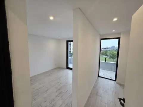 Boulevard de todos los santos al 4300