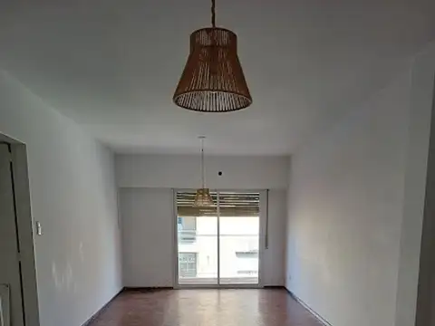 DEPARTAMENTO EN VENTA 3 DORMITORIOS  2 BAÑOS CORDOBA 3000