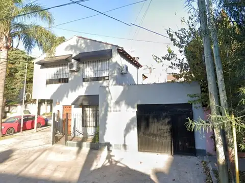Casa Ph En Venta 3 ambientes Cochera Patio Haedo Norte