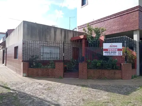 Venta  Casa 3 ambientes en PH-  El Palomar