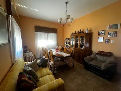 Depto Tipo Casa en Venta en El Palomar, USD 85.000
