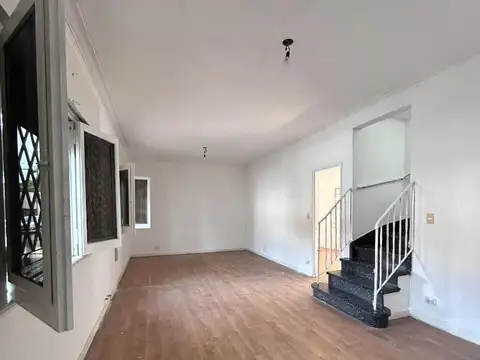 Depto Tipo Casa en Venta en Munro, USD 168.000