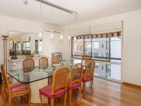 Departamento en Venta con 2 cocheras