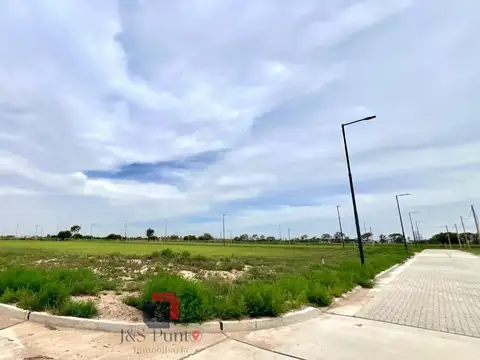 Terreno en Venta en Abras De Manantiales, USD 50.400