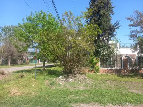 Casa para reciclar en alvarez