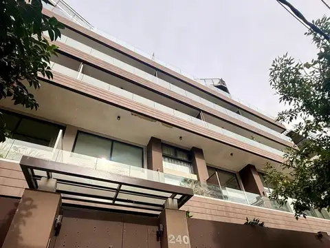 Departamento en Alquiler en La Lucila, $ 1.300.000