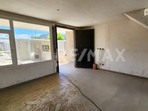 Depto Tipo Casa en Venta en Centenario, USD 180.000