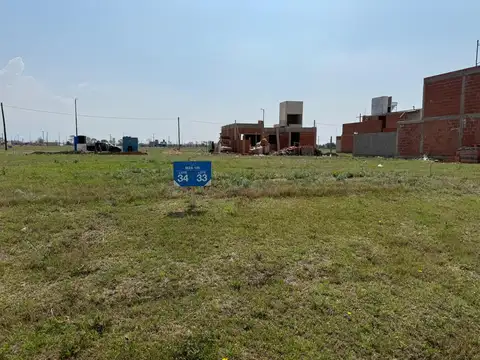 LOTE EN VENTA EN CUESTAS DE MANANTIALES APTO DUPLEX