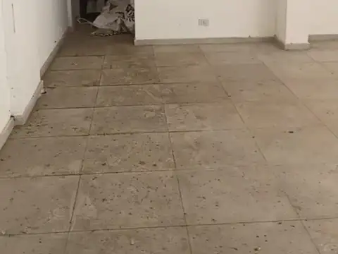 Local en Venta en Centro, USD 150.000