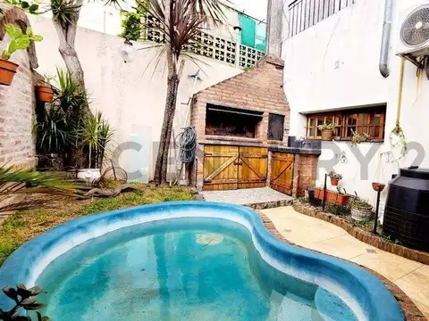 VTA PH TIPO CASA  4 AMB A. CREDITO PERMUTA