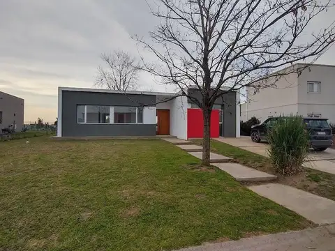 Canton Puerto al agua ,3 dorm + dep usd 245.000.-