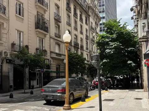 Alquiler – Monoambiente AMOBLADO luminoso en Retiro, a metros de Plaza San Martín