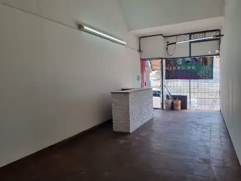 Local en Alquiler en Santa Fe, $ 750.000