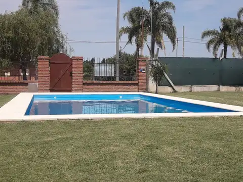 Av. de la Paz al 2300