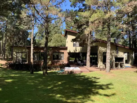 Casa  en Alquiler en Deportivo II, Costa Esmeralda, Costa Atlántica