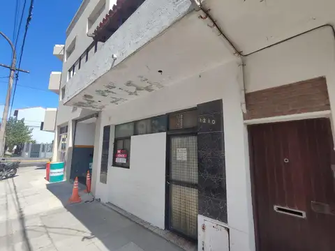 Local a Metros del Mar con Financiación – Ideal Inversión!