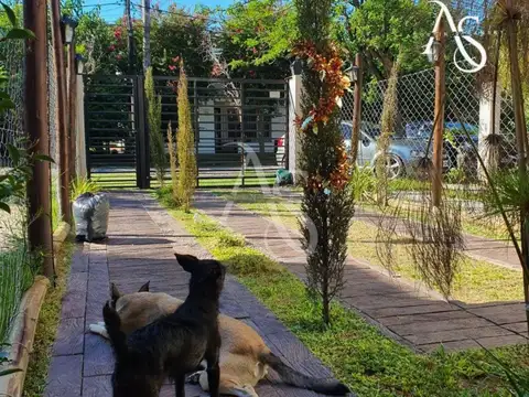 Depto Tipo Casa en Venta de 3 ambientes