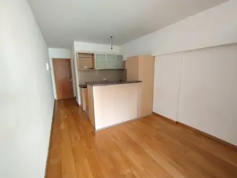 Monoambiente con patio a la venta