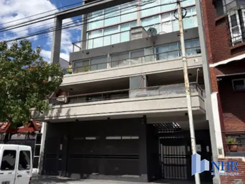 EXCEPC DUPLEX 2 AMB C/HERM BCON +COCH FIJA EDIF ESTILO PH URBANOS APTO CRÉDITO