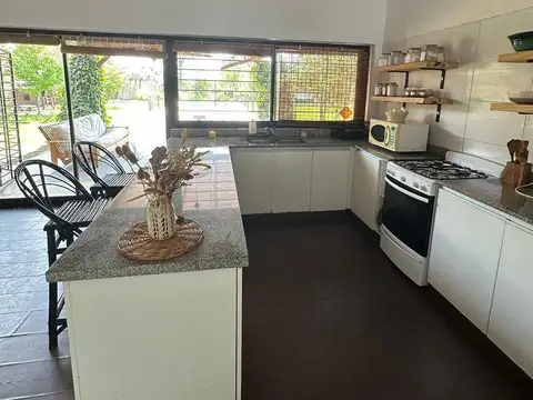Casa en Alquiler al Este