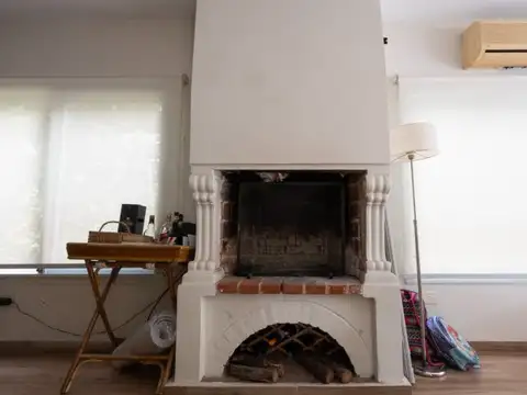 Casa 6 ambientes con 3 baños