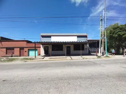 Montevideo esquina 40 100