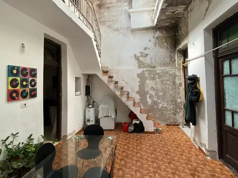 Casa 5 ambientes con 1 baño