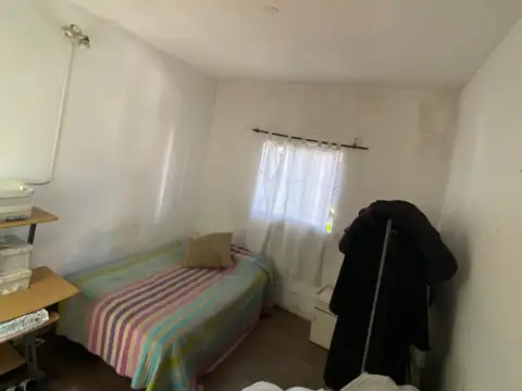 Casa 5 ambientes con terraza - Muy buena ubicación -