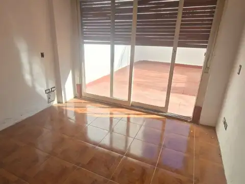 ALMAGRO VENTA 4 AMBIENTES CON PATIO