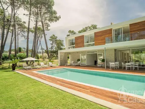 Casa barrio privado de Punta del Este Boulevard Park 4 dorm