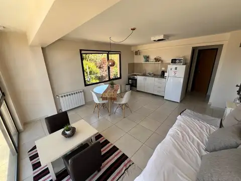 Departamento en Alquiler con 1 cocheras
