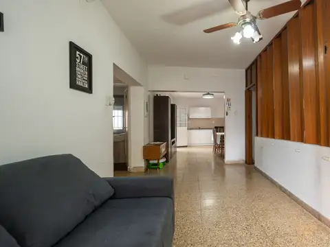 Casa 3 ambientes con 1 baño