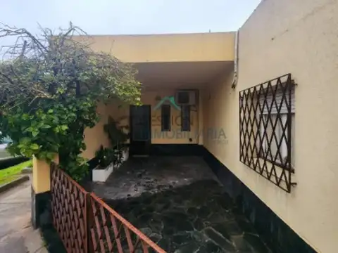 DEPARTAMENTO 2 AMBIENTES CON COCHERA EN ALQUILER