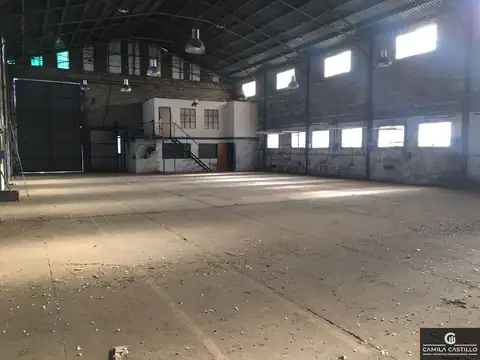 Galpón en alquiler de 4200m2 ubicado en Centro