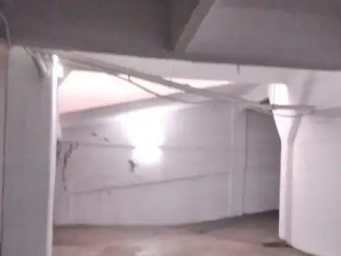 Cochera en Venta Cubierta