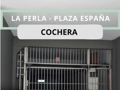 Cochera en venta en La Perla Sur