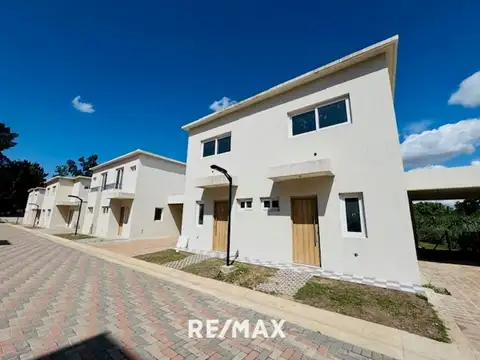 Casa en Venta 1 año