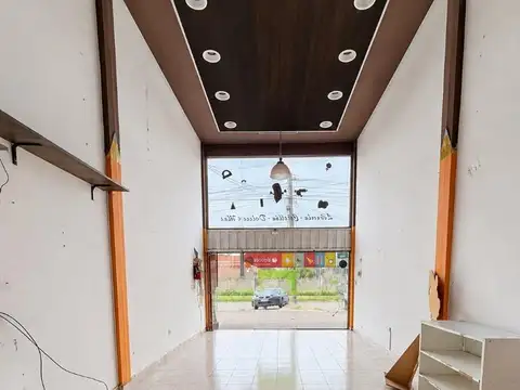 Local en Alquiler en Francisco Álvarez, $ 1.350.000