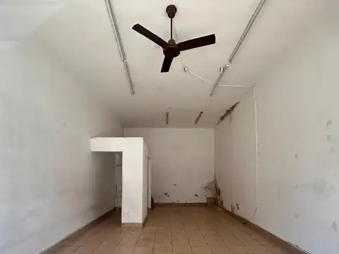 Local en Venta 30 años