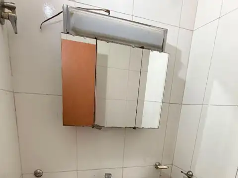Depto Tipo Casa 4 ambientes con 2 baños