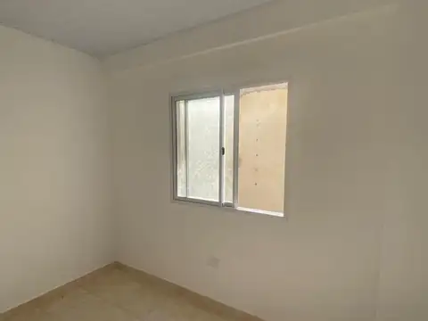 Departamento en Alquiler en Don Torcuato, $ 650.000