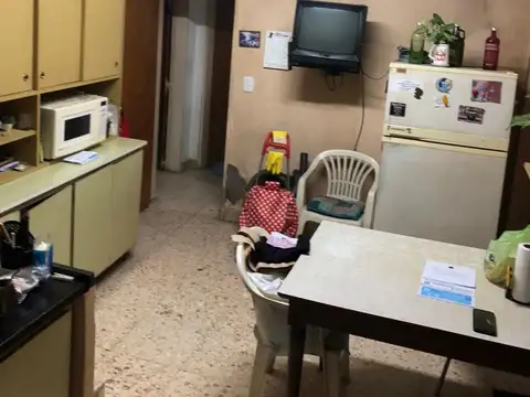 EN VENTA EN CIUDAD JARDIN: CHALET DE 4 AMBIENTES -SOBRE LOTE DE 10x26 - FICHA 1615