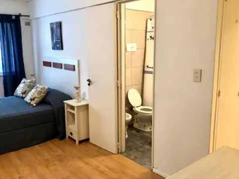 Uriburu 1000, Piso 1