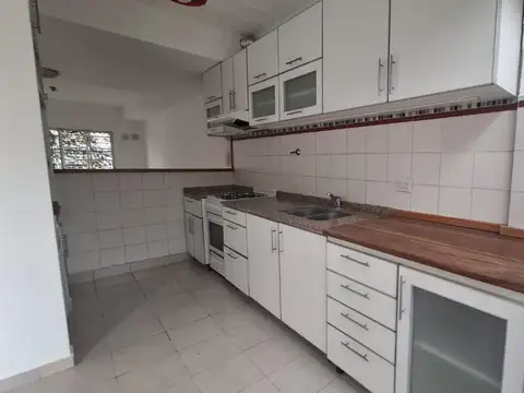 venta de departamento 2 amb c/ cochera en B.Cerrado (Moreno)