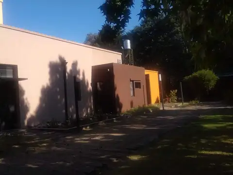 Casa 3 ambientes con 4 baños